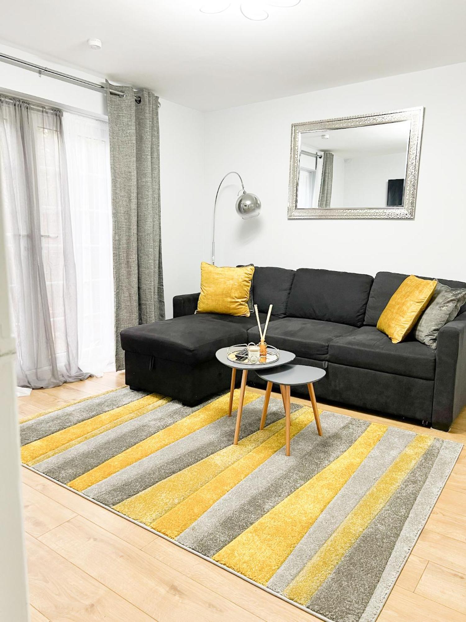 Beautiful Apartment In Beckton With Private Entrance And Garden Londres Exterior foto