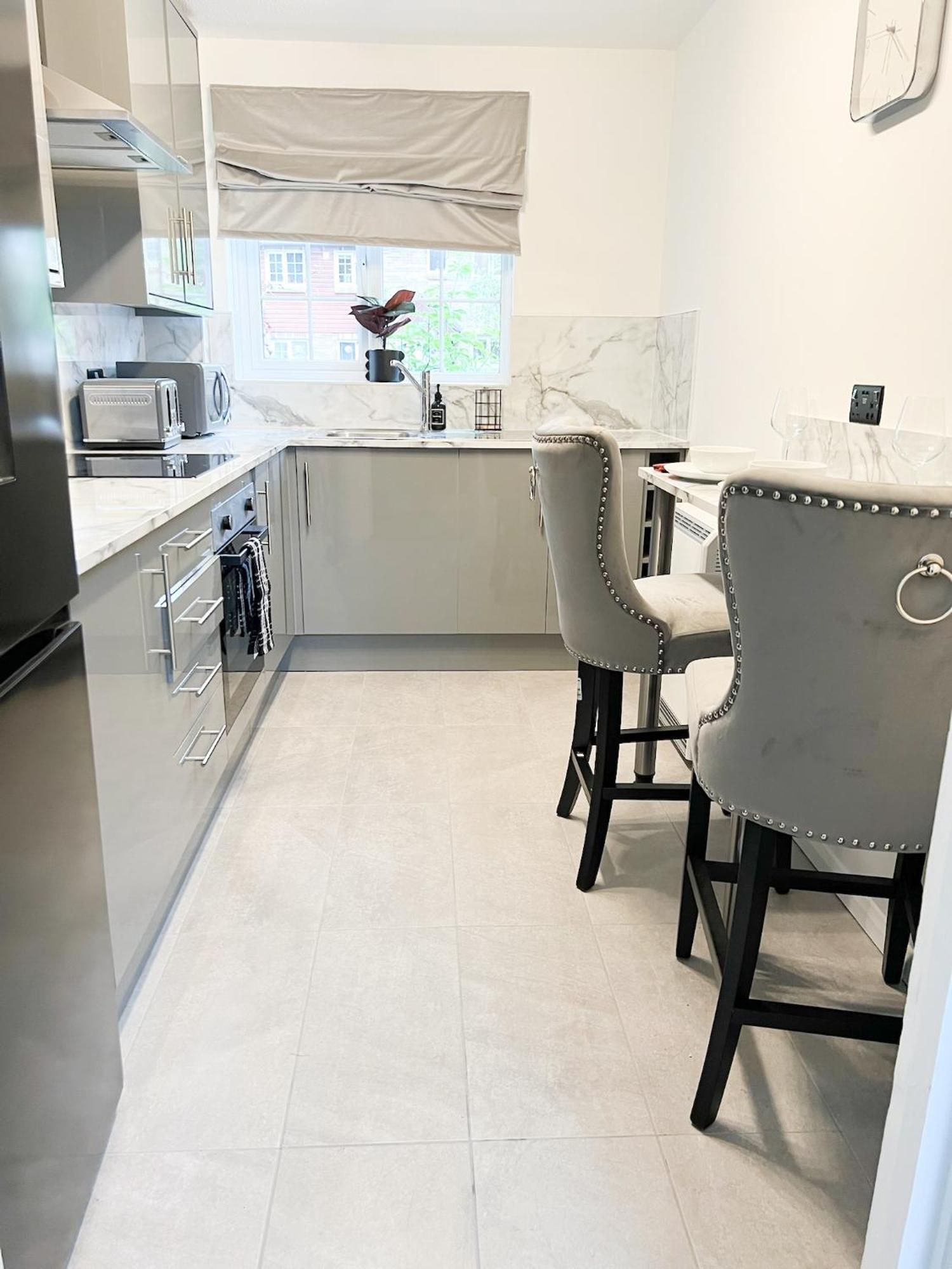 Beautiful Apartment In Beckton With Private Entrance And Garden Londres Exterior foto